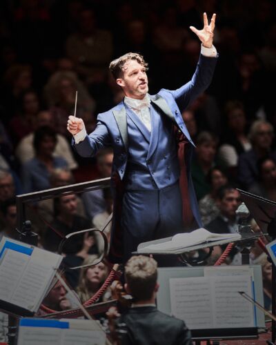 Nederlands Philharmonisch Orkest & Lorenzo Viotti
