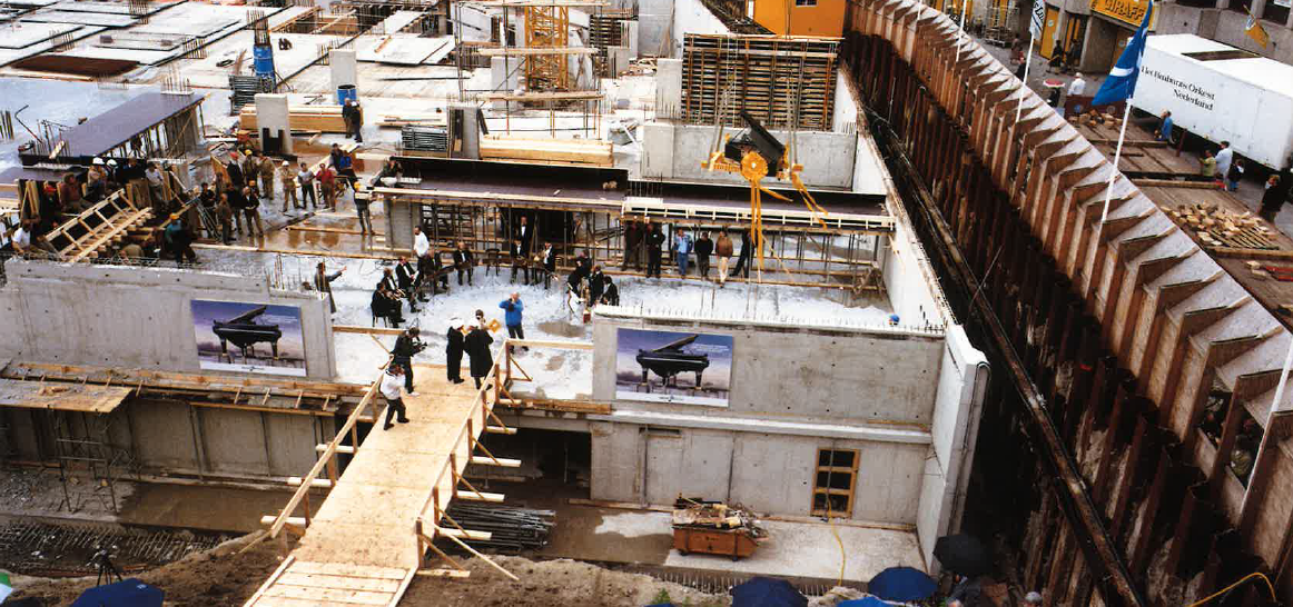 Bouw van Muziekgebouw Eindhoven in 1992