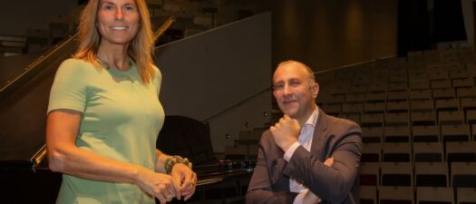 Sylvia van Es (Philips) en Edo Righini (Muziekgebouw Eindhoven)