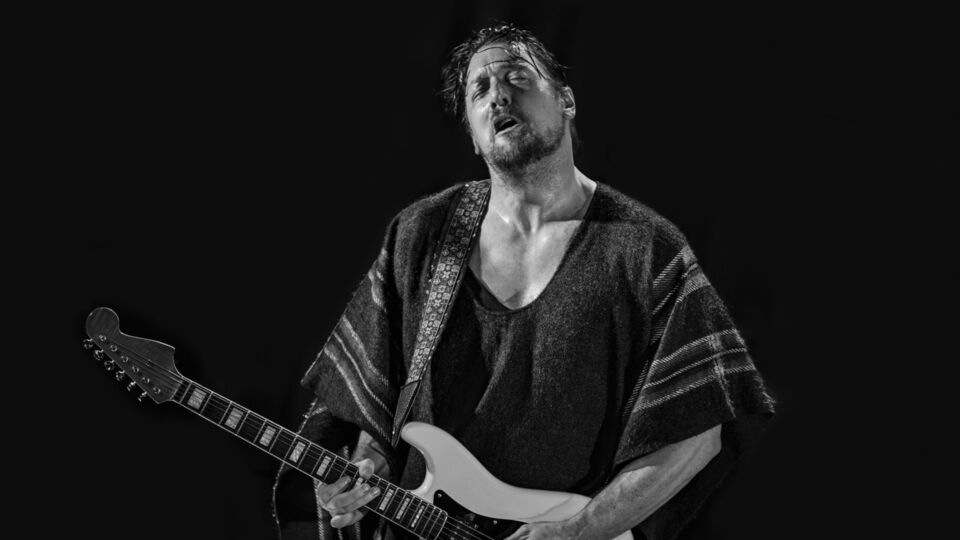 Brett Wood - Support act Pete Murray - Muziekgebouw Eindhoven