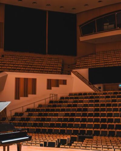Tour through Muziekgebouw Eindhoven