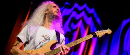 Guthrie Govan - The Aristocrats